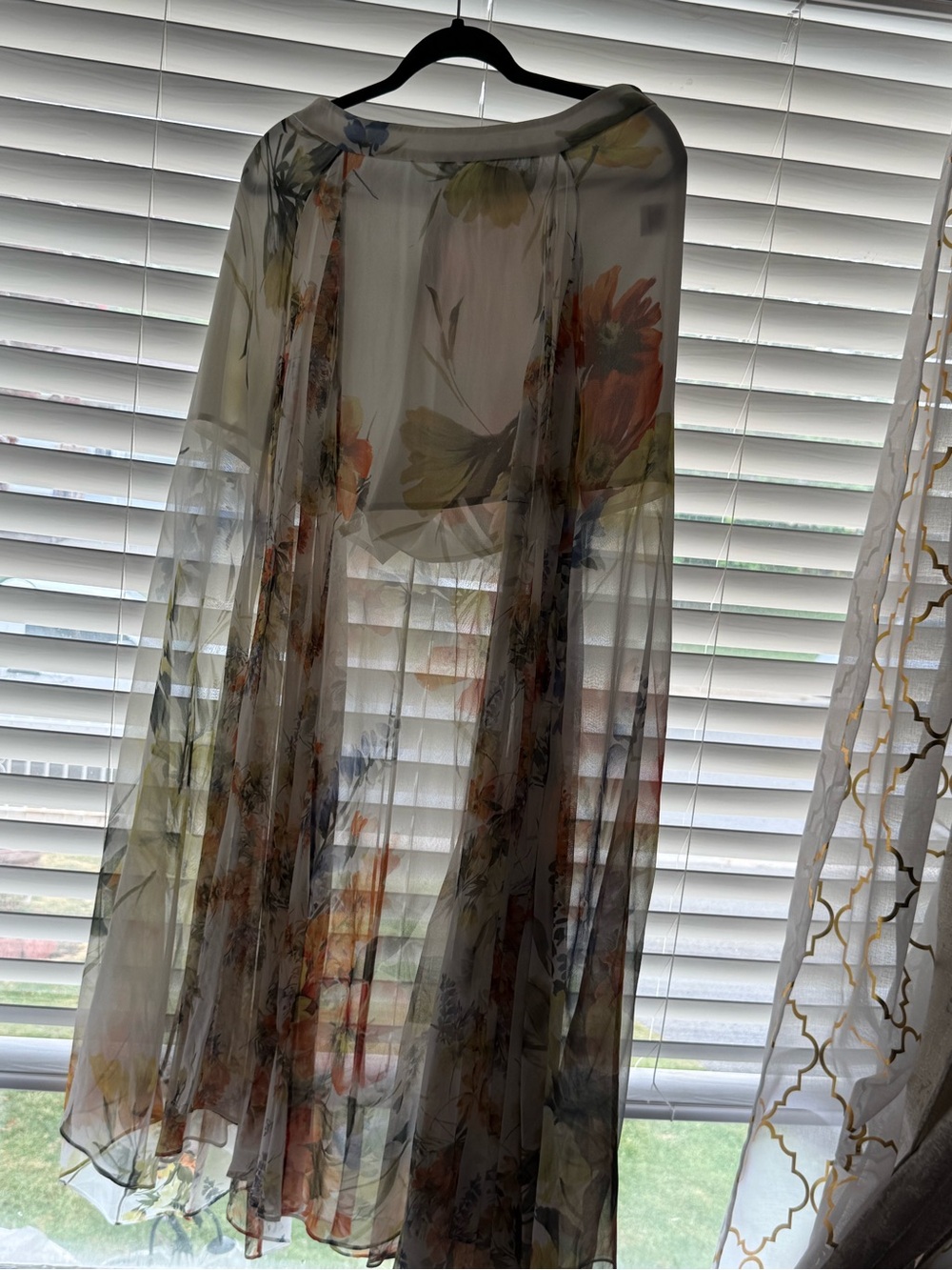 Haute Hippie Sheer Floral skirt - Picture 2 of 6
